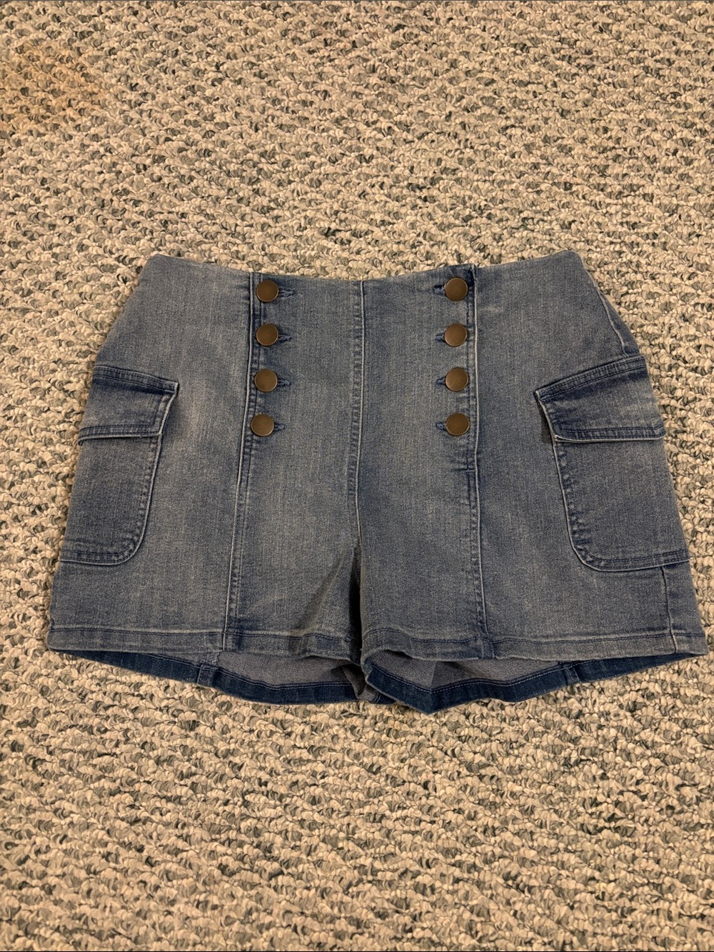NWOT High-Waist Denim Button Cargo Shorts - Blue